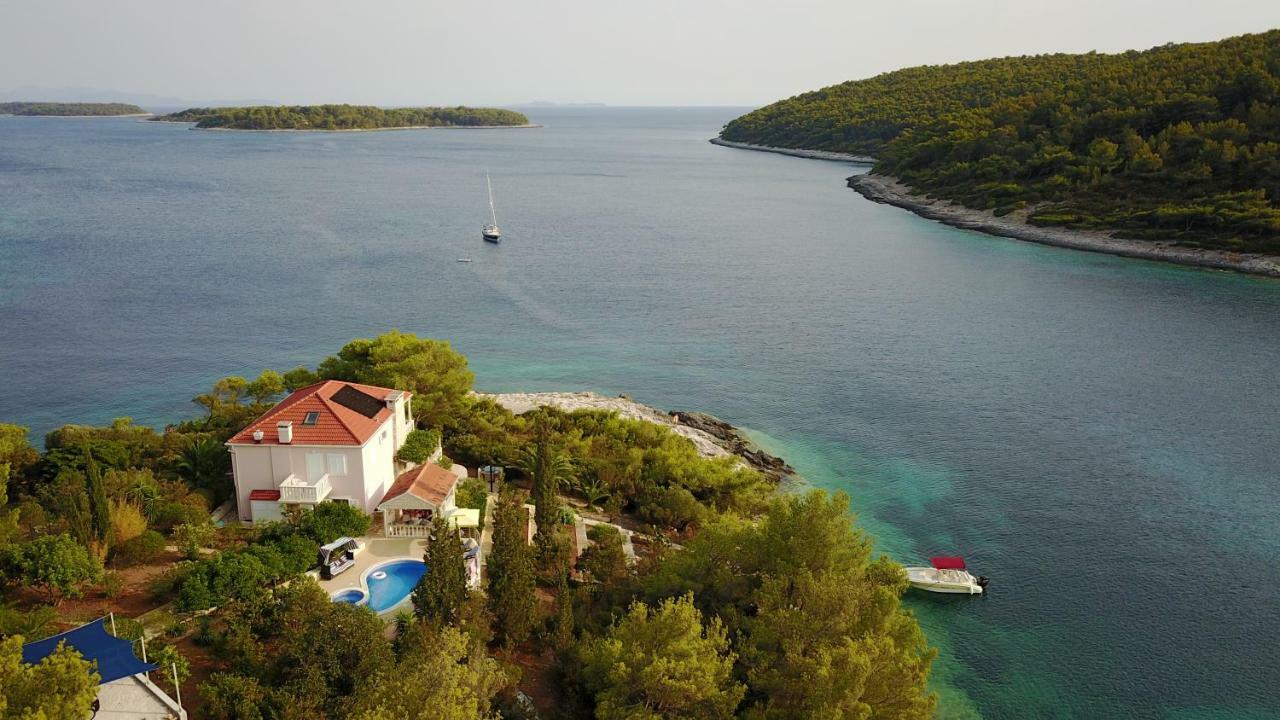 Waterfront Villa With Pool Vela Luka Buitenkant foto