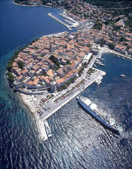 Waterfront Villa With Pool Vela Luka Buitenkant foto